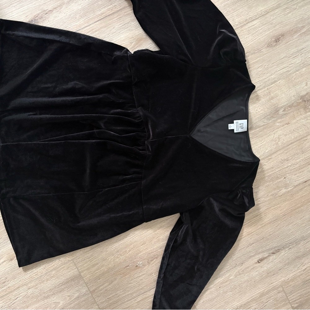 GAP Elegant Black Velvet Tunic